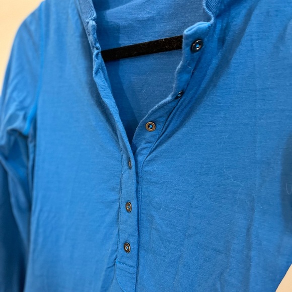 Lululemon Wool Henley Long Sleeve | Size 4 | Blue | Thumb Holes & Elbow Patches - Picture 2 of 6